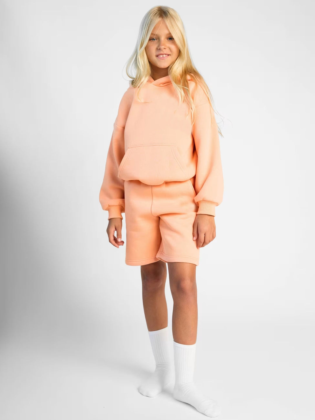 Damen Kapuzensweatshirt und Shorts-Set aus weichem Fleece mit praktischen Taschen R&B