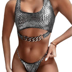 Damen Bikini-Set mit schickem Schlangenmuster und Ketten-Detail