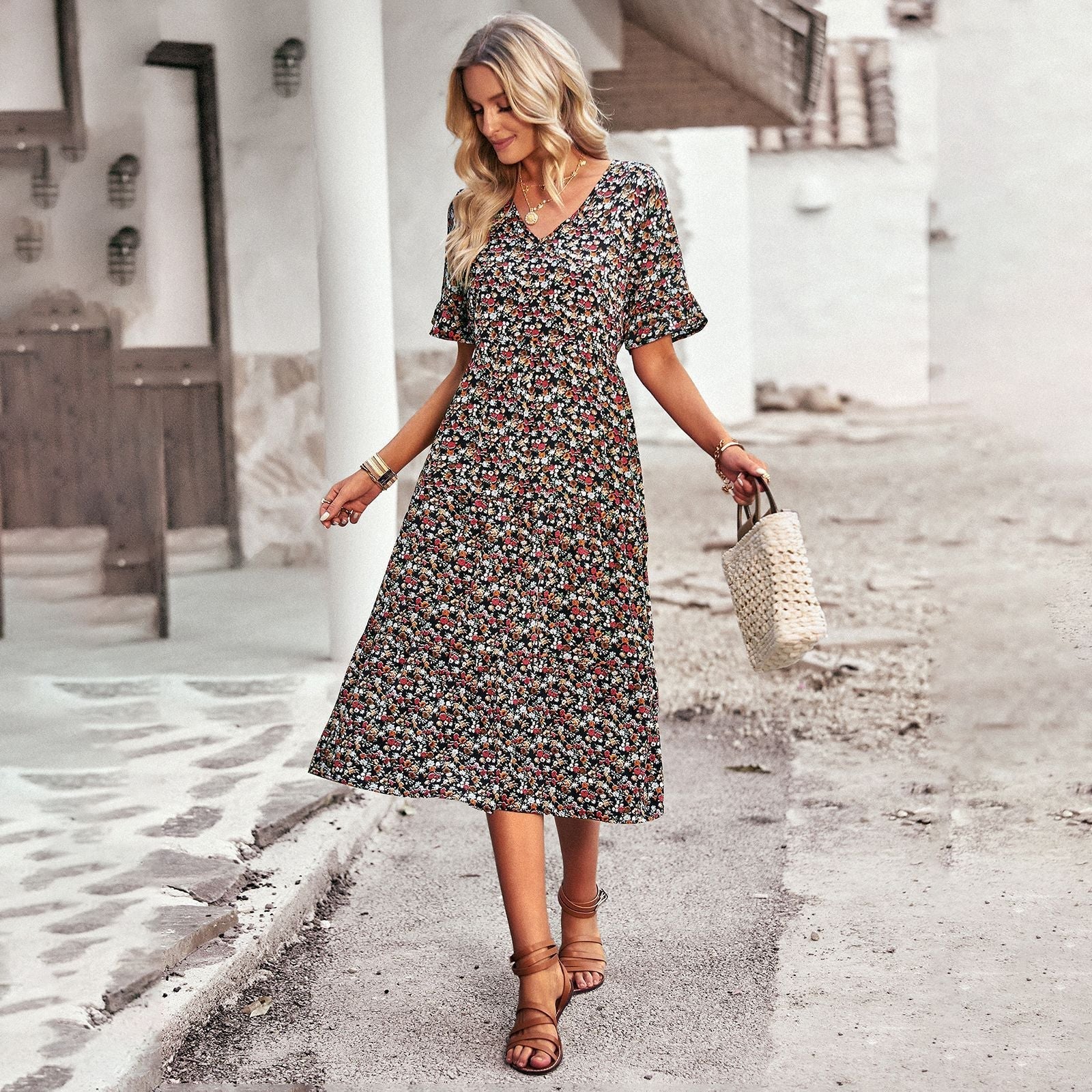 Damen Midi-Kleid mit Floralem Muster und Verspieltem V-Ausschnitt R&B