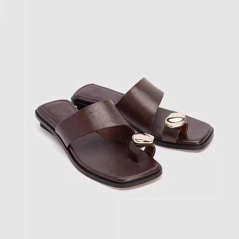 Damen elegante Zehentrenner-Sandalen mit modischen Riemen und goldfarbenem Akzent R&B