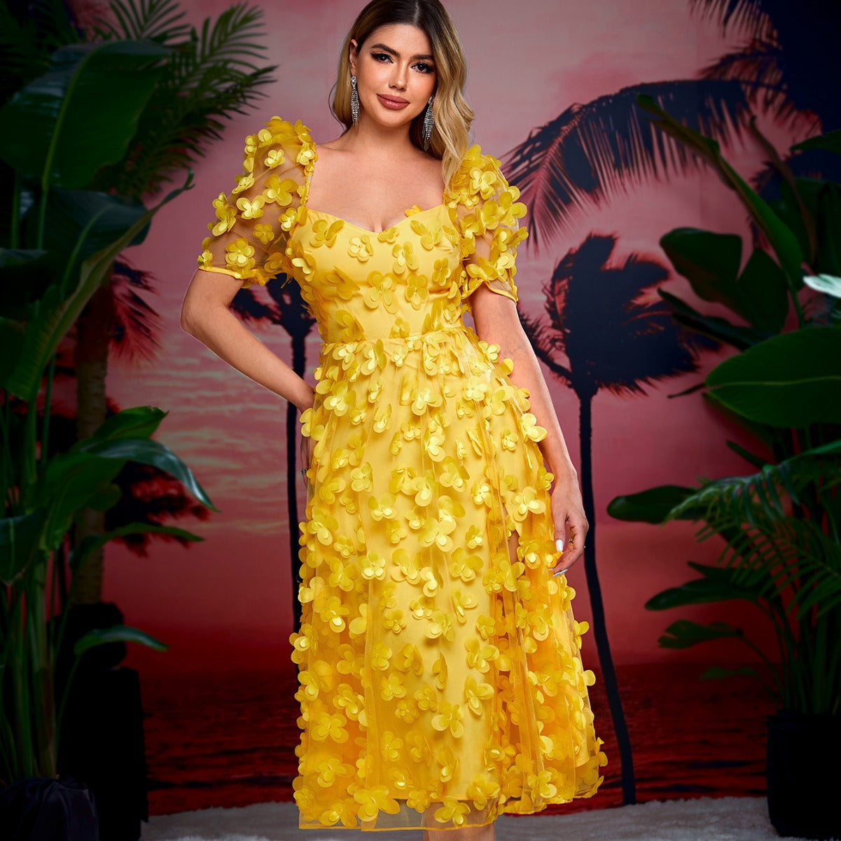 Damen Rüschenmaxikleid mit floralen Applikationen und Puffed-Ärmeln R&B