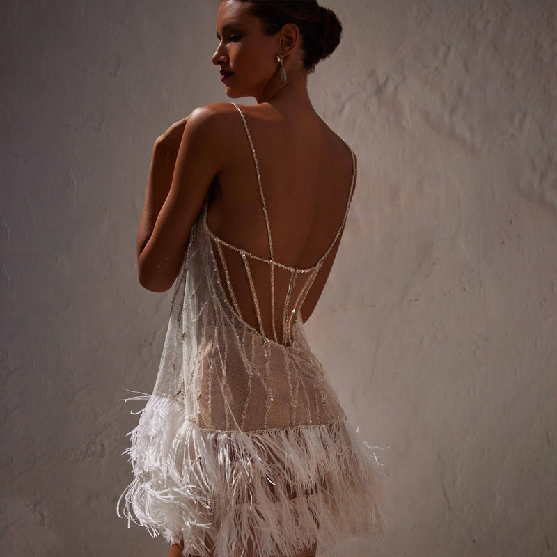 Damen Funkelndes Pailletten-Cocktailkleid mit Federn R&B