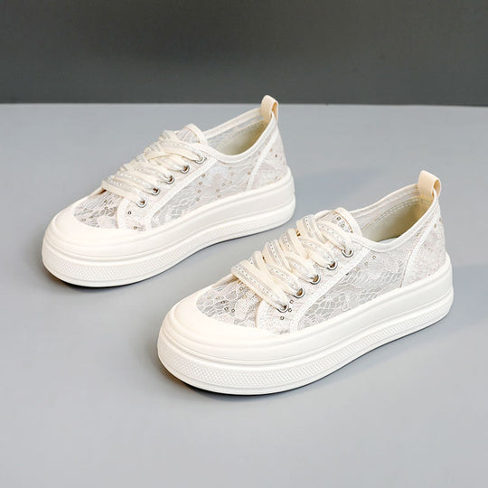 Damen modische Plateausneaker mit floraler Spitze und bequemer Sohle R&B