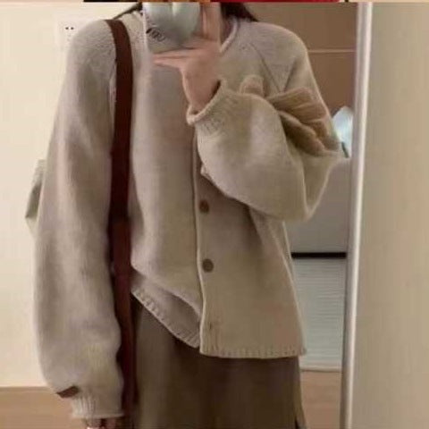Damen Strickjacke mit asymmetrischem Schnitt und großzügigen Ballonärmeln R&B