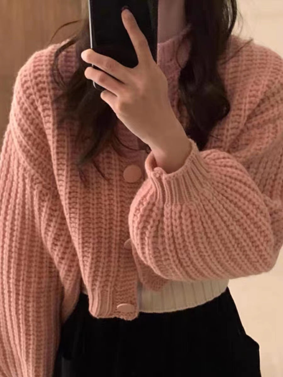 Damen Grobstrickcardigan mit voluminösen Ärmeln und großen Knöpfen R&B