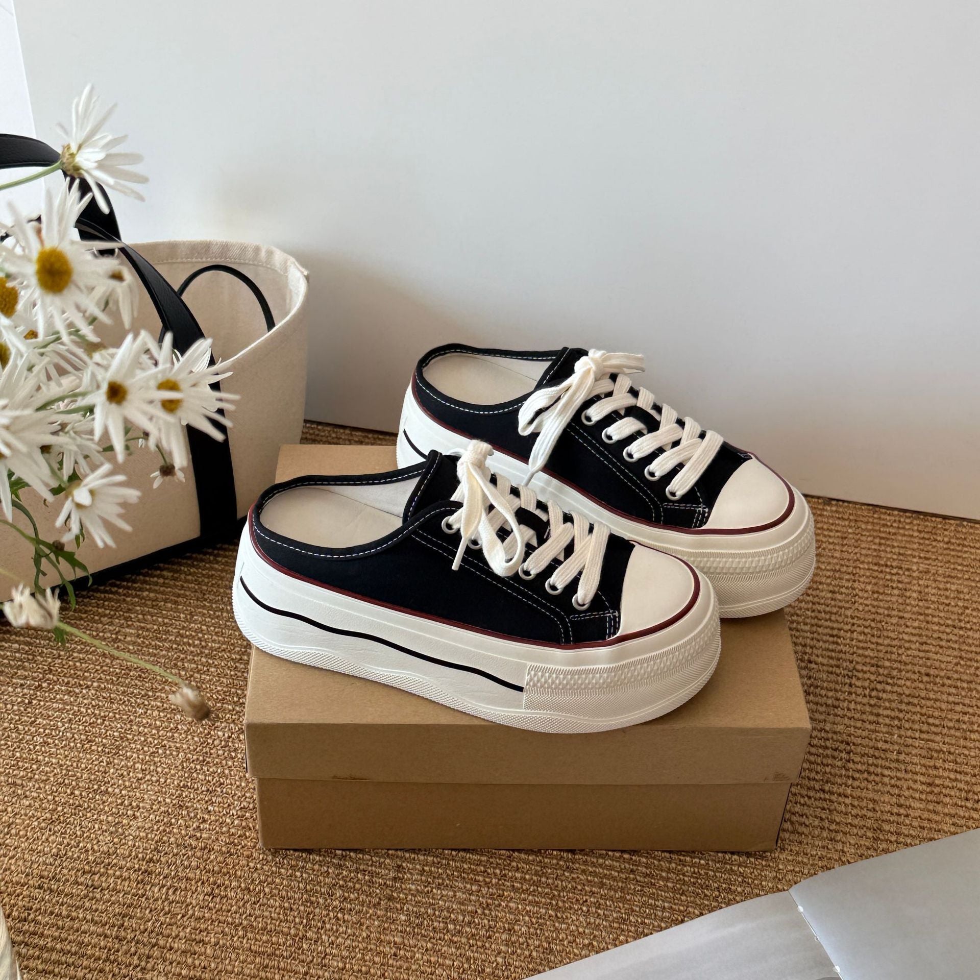 Damen Sneaker mit erhöhtem Plateau und bequemer Schnürung