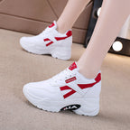 Damen Sportliche Sneakers mit dickem Profil und modischen Akzenten R&B