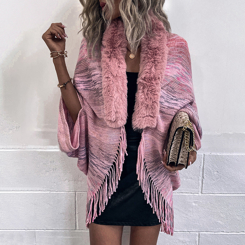 Damen eleganter Poncho mit luxuriösem Kunstfellkragen und fransigem Saum R&B