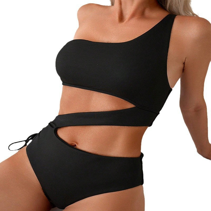 Damen einseitiger Badeanzug mit raffiniertem Wickeldesign R&B