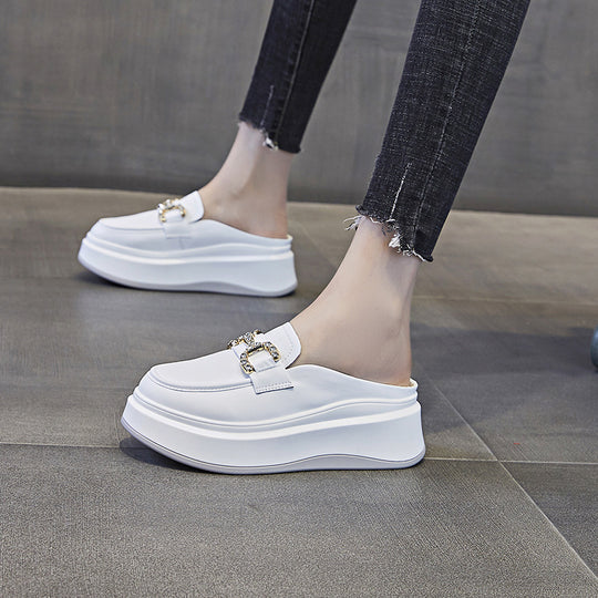 Damen elegante Plateau Clogs mit modischer Schnallen-Applikation R&B