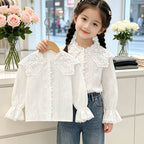 Mädchen elegante Bluse mit Rüschenkragen und Spitzenakzenten R&B