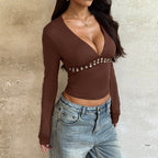 Damen elegantes Langarm-Top mit tiefem V-Ausschnitt und dekorativen Nieten R&B