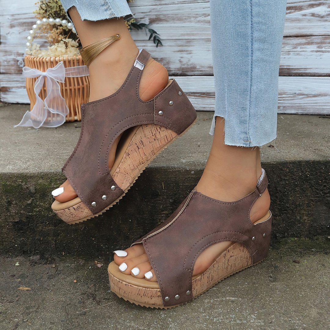 Damen Keil-Sandalen mit modischem Schliff und hochwertiger Korksohle R&B