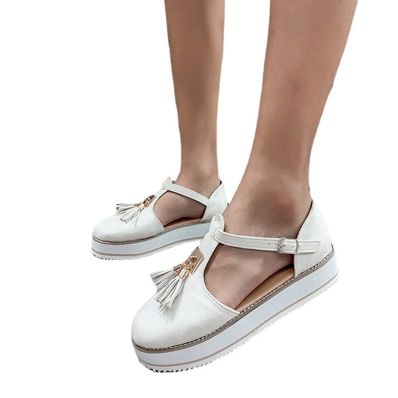 Damen modische Touch-Sandalen mit Quasten und Metallic-Details R&B