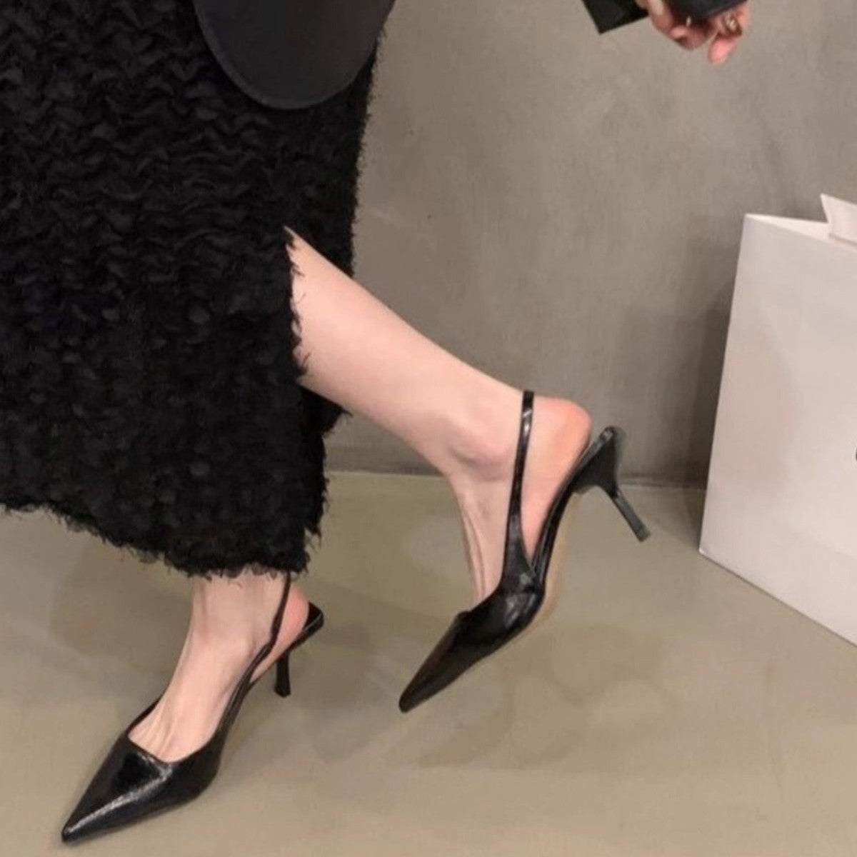 Damen spitze Slingback-Pumps mit elegantem Metallic-Finish R&B