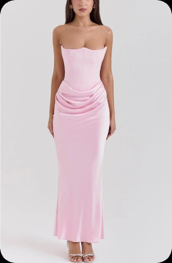 Damen Figurumspielendes Maxikleid mit raffinierter Raffung R&B