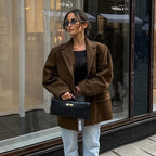 Damen Modische Wildlederjacke im Oversized-Schnitt mit klassischem Kragen und praktischen Taschen R&B