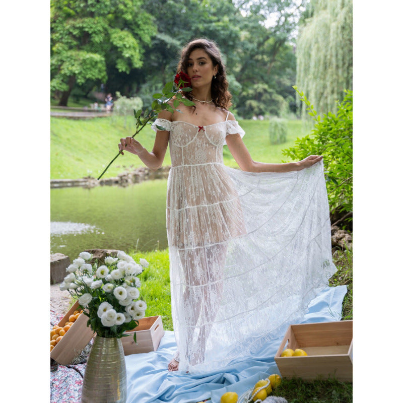 Damen Elegantes Spitzenkleid mit asymmetrischem Saum und verspielten Rüschendetails R&B