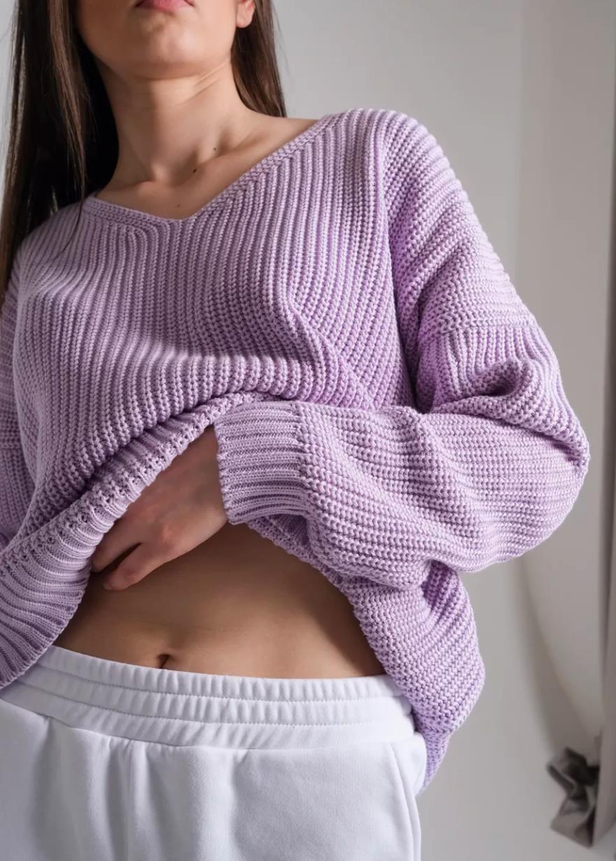 Damen lässiger Strickpullover mit tiefem V-Ausschnitt und seitlichen Schlitzen R&B