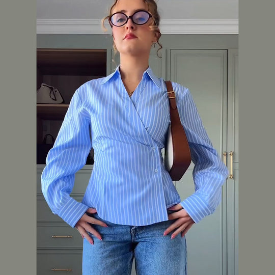 Damen elegante Wickelbluse mit einem modernen Streifenmuster R&B
