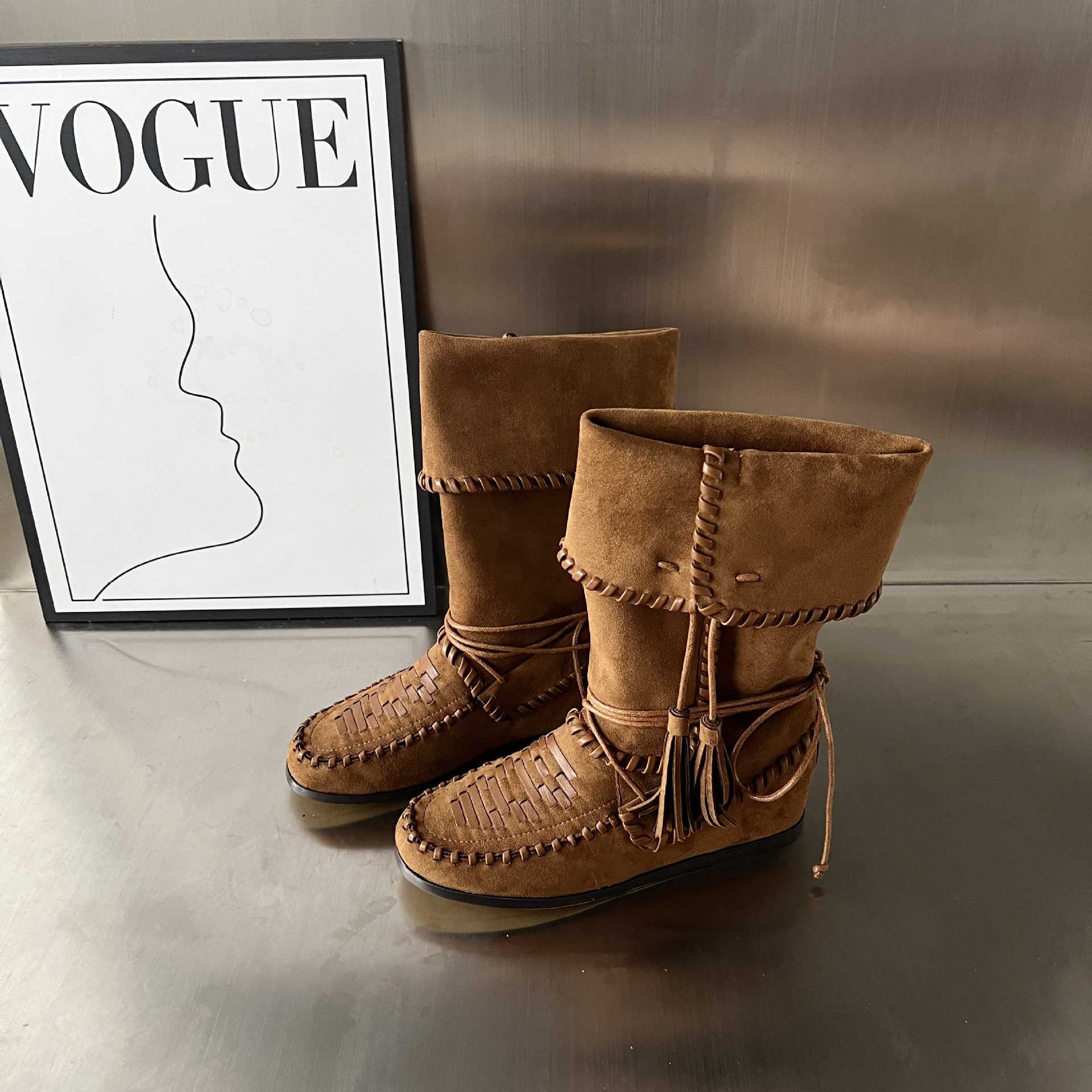 Damen Modische Mokassins-Stiefel mit einzigartigem Flechtmuster von R&B