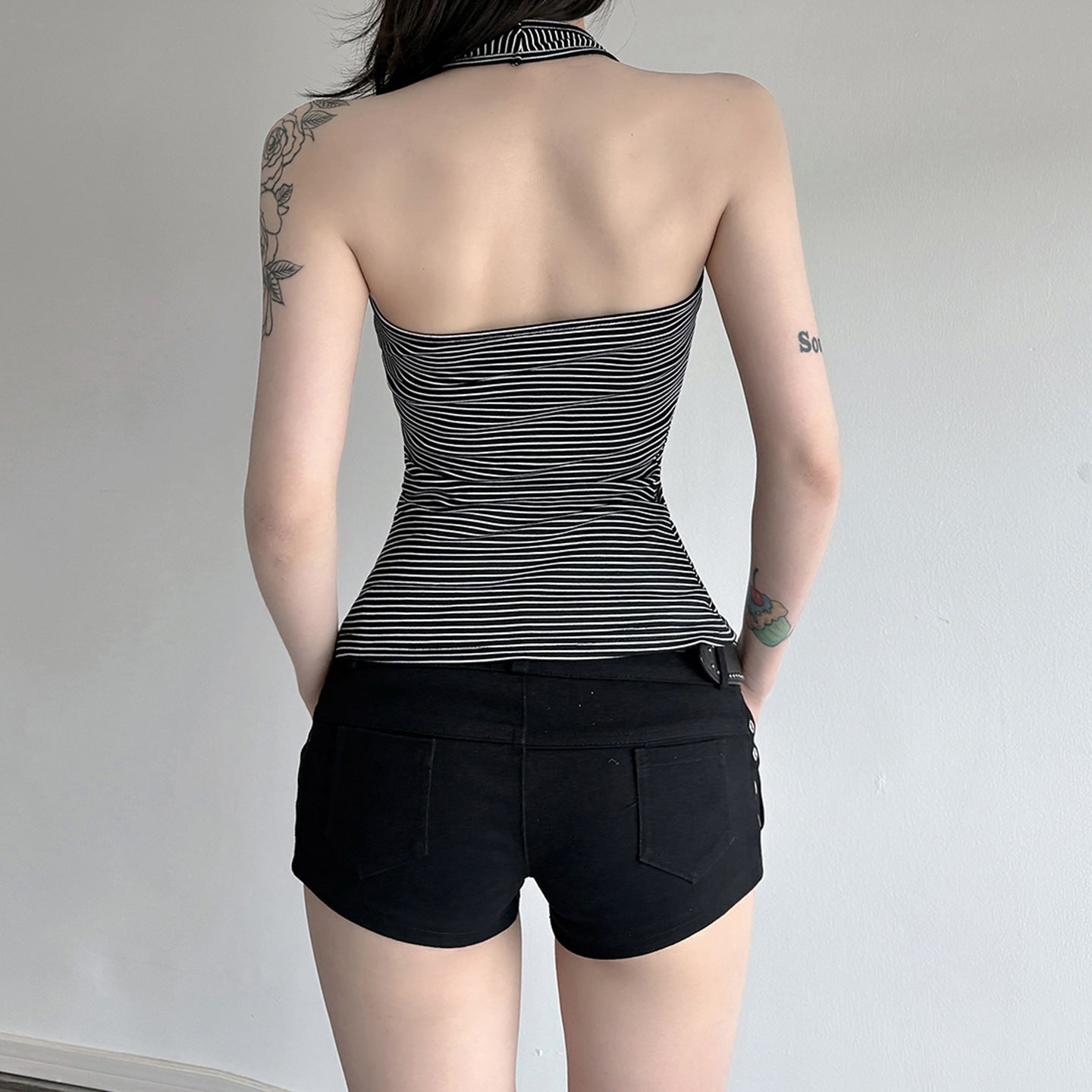 Damen Sportliches Haltertop mit breitem Kragen und feinen Streifen R&B