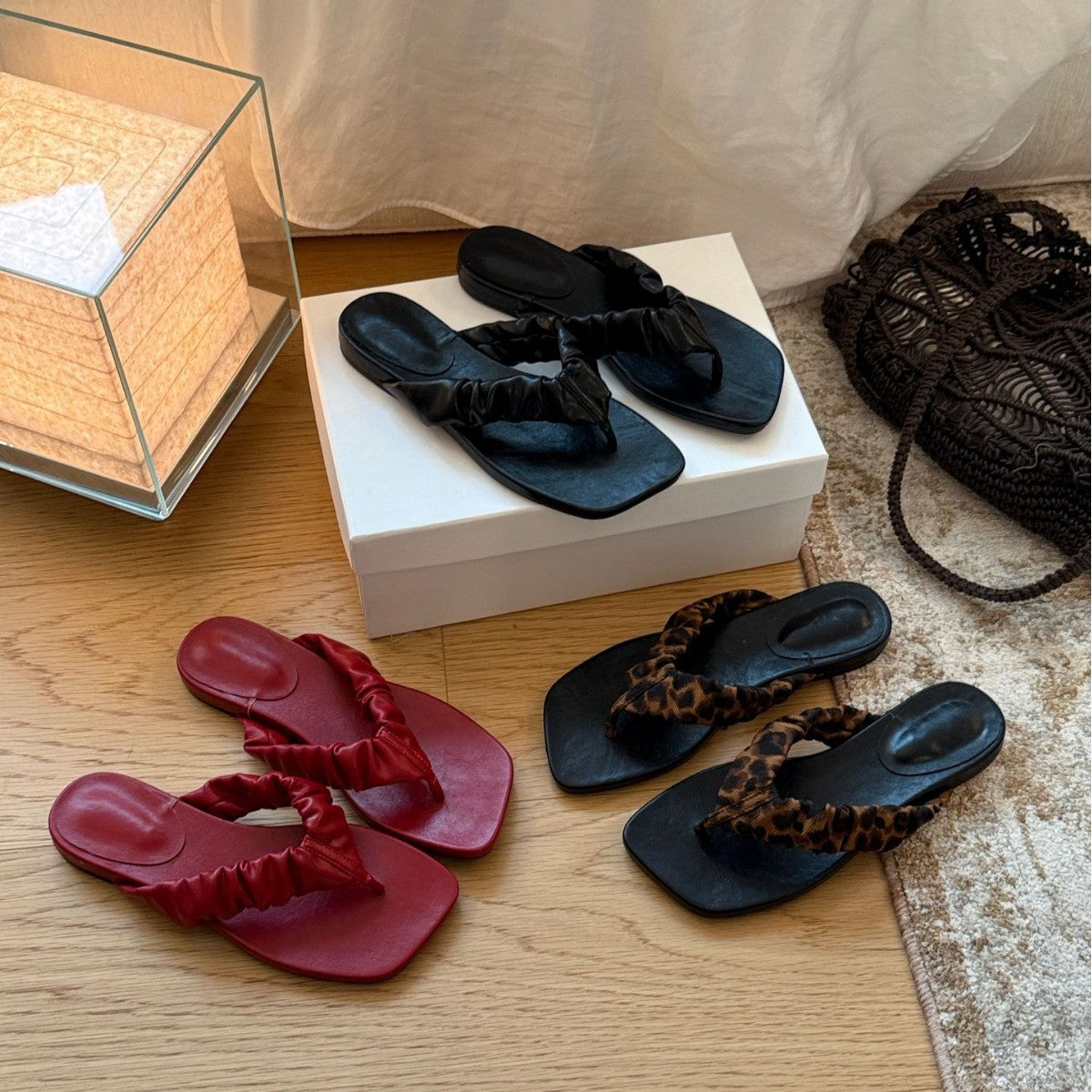 Damen Riemensandalen mit elastischem Riemendesign und komfortabler Sohle