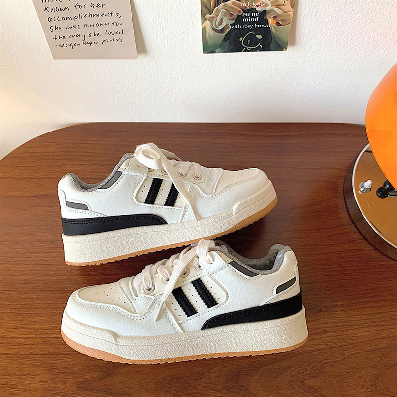 Damen Sportliche Sneakers mit dämpfendem Komfort und trendigen Akzenten