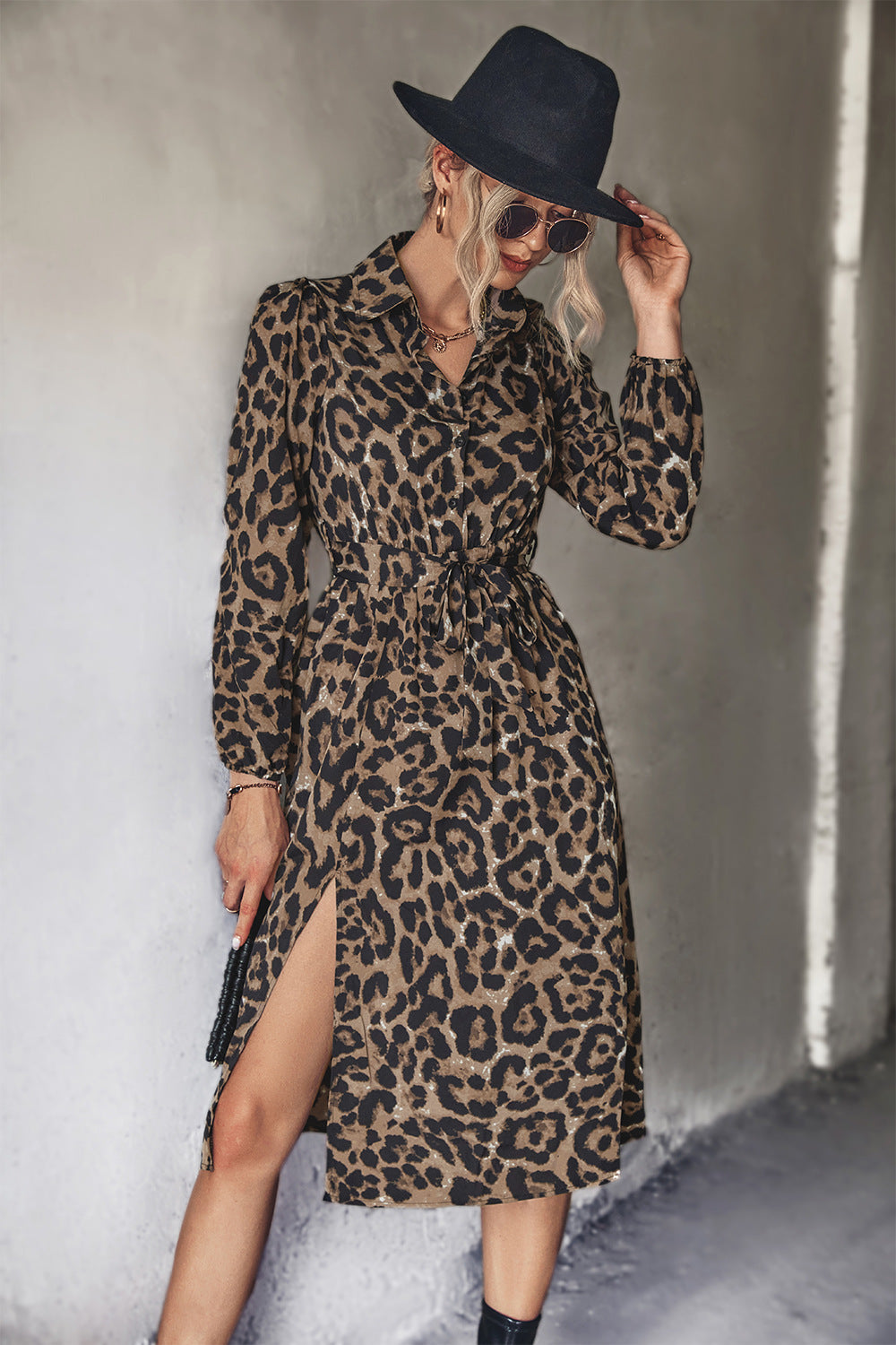 Damen Midi-Kleid mit modernem Leopardenmuster und elegantem Schlitz R&B