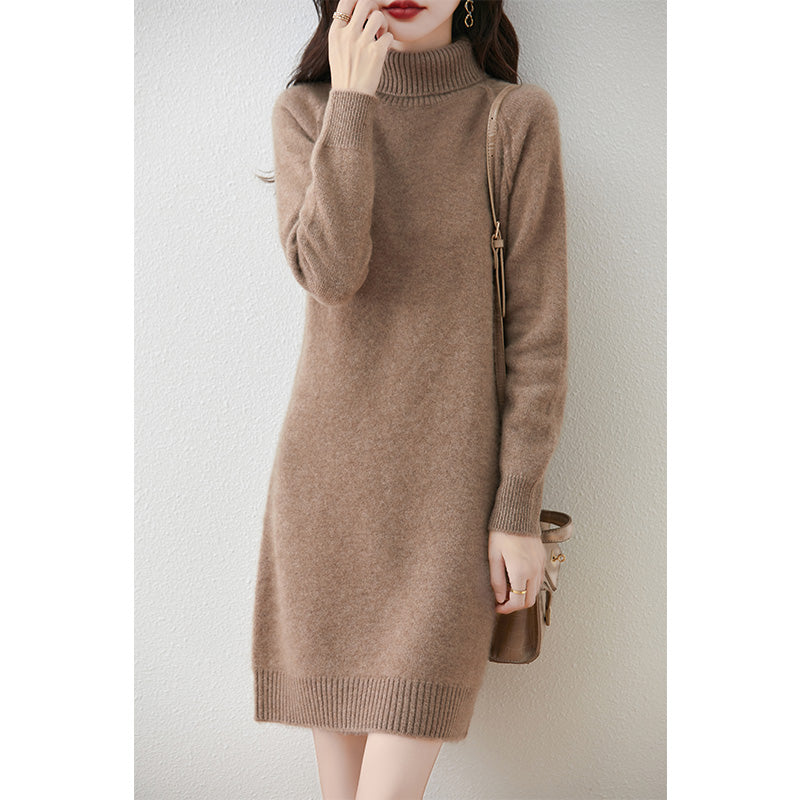 Damen Strickkleid mit hohem Kragen und schmalem Schnitt
