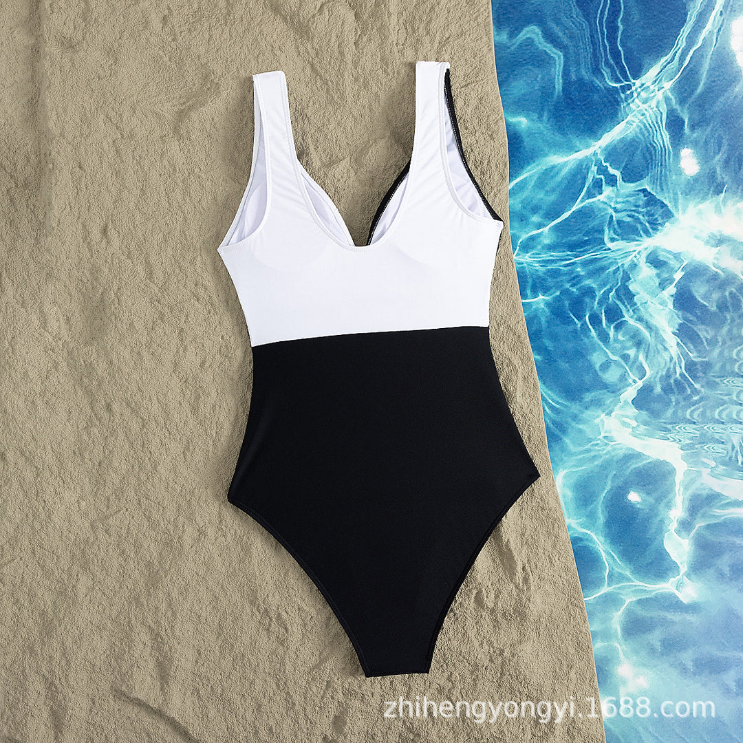 Damen Einteiliger Badeanzug mit raffiniertem Wickeldesign R&B