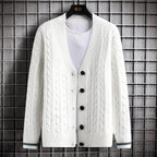 Damen Strickjacke mit Zopfmuster und Knopfdetails R&B