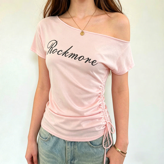 Damen Off-Shoulder T-Shirt mit Raffungen und modischem Schriftzug R&B