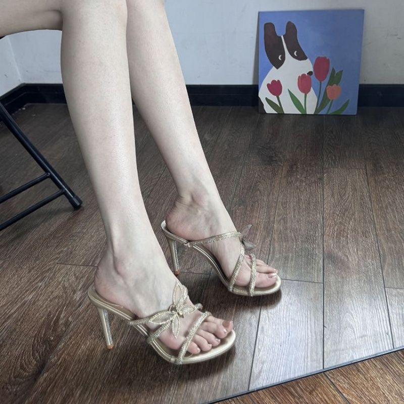 Damen elegante High Heel Sandalen mit geschwungenem Riemendesign R&B