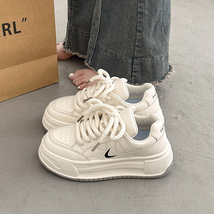 Damen modische Sneaker mit hohem Plateau und atmungsaktiver Obermaterial von