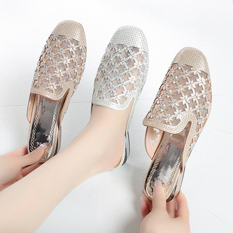 Damen Elegante Slip-On Ballerinas mit funkelndem Strass und floraler Perforation R&B