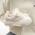Damen Sportliche Chunky Sneakers mit dekorativen Sternen-Akzenten