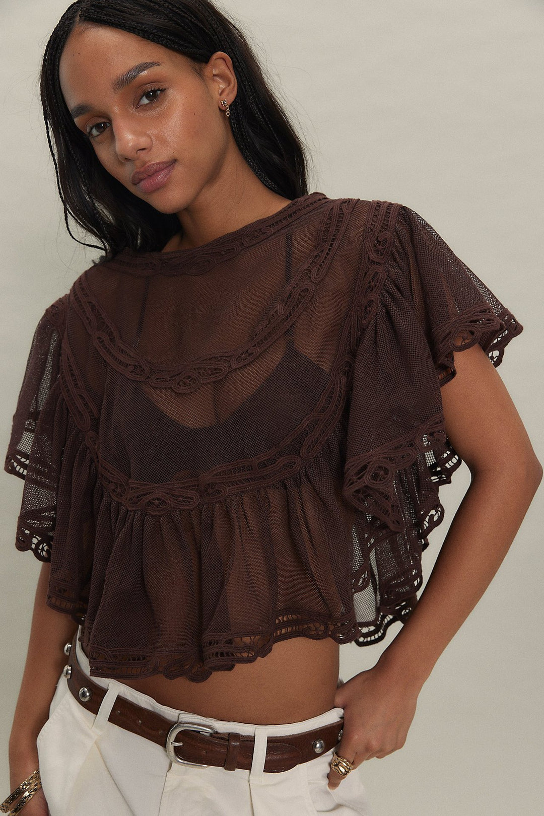 Damen Elegante Häkelbluse mit voluminösen Rüschendetails und transparentem Stoff R&B