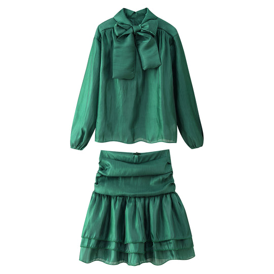 Damen Set aus eleganter Bluse mit Schleifendetail und voluminösem Rock R&B