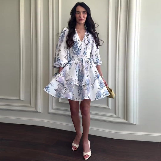 Damen Trendiges Kurzkleid mit voluminösen Ärmeln und floralem Muster R&B