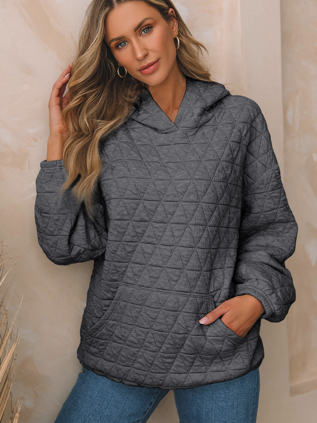 Damen Kapuzenpullover mit strukturiertem Steppmuster und praktischen Taschen R&B