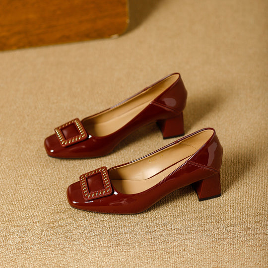 Damen Komfortable Pumps mit stylischem quadratischem Schmuckelement R&B