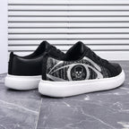Damen Sneakers mit coolem Skull-Design und gepolsterter Sohle