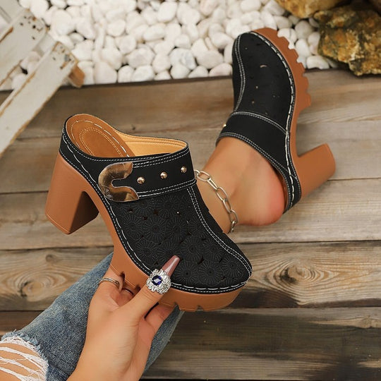 Damen Komfortable und stylische Clogs mit dekorativem Anhänger R&B