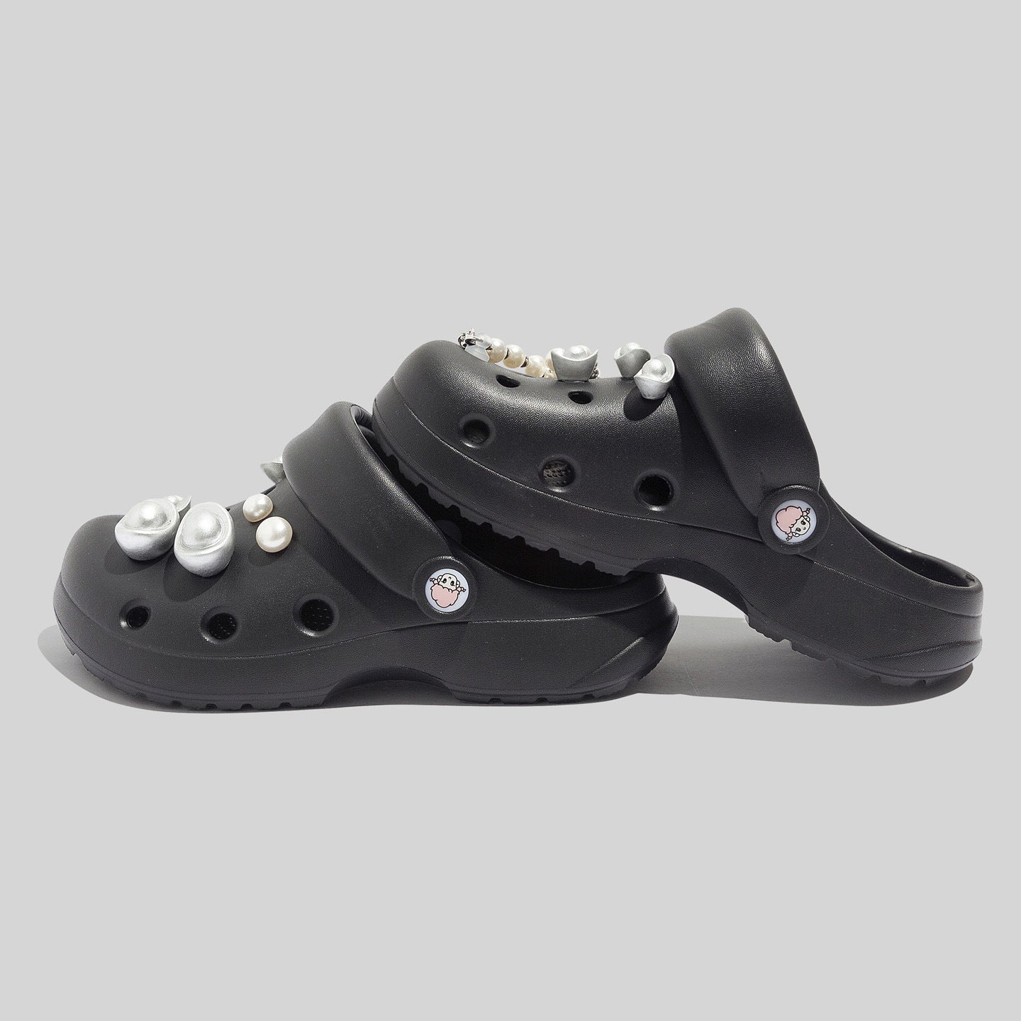 Damen Modische Clogs mit dekorativen Perlen und einzigartigem Design
