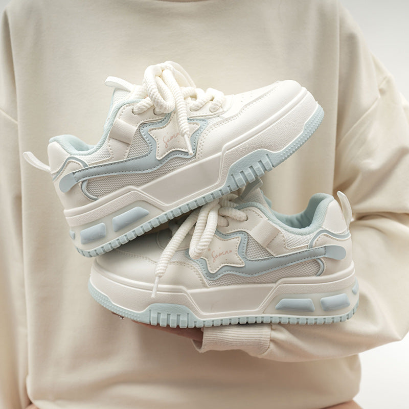 Damen Sportliche Chunky Sneakers mit dekorativen Sternen-Akzenten
