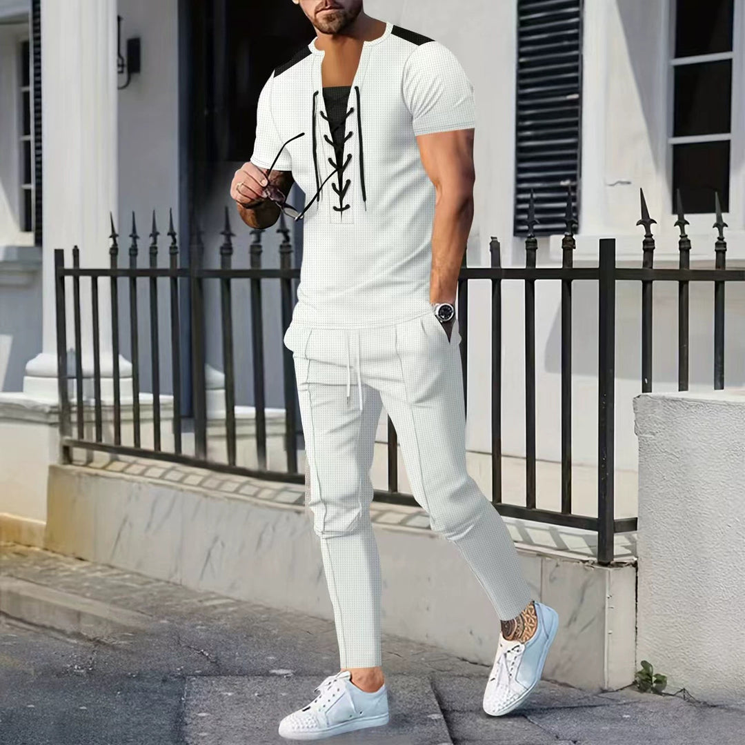 Herren modisches Kurzarm-Henley-T-Shirt mit strukturiertem Design und dekorativer Schnürung R&B
