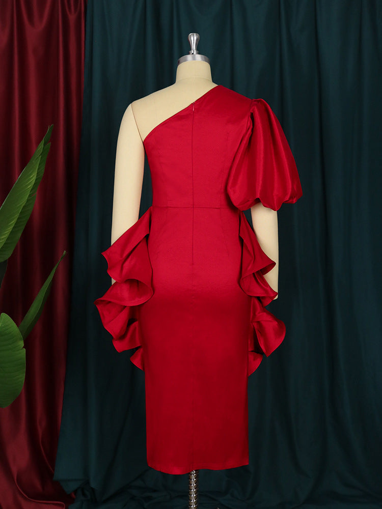 Damen Abendkleid mit asymmetrischem Saum und voluminösen Rüschendetails R&B