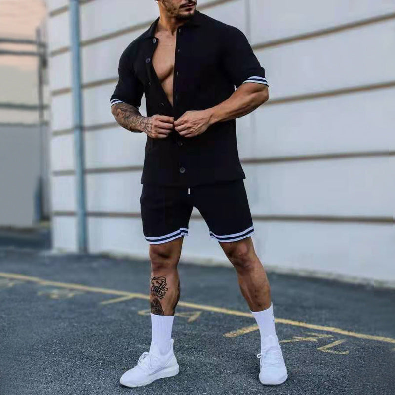 Herren Freizeit-Set mit modernem Kurzarm-Hemd und Short Heidi-Mode