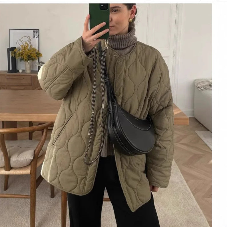 Damen Steppjacke mit zeitgemäßem Design und praktischen Seitentaschen R&B